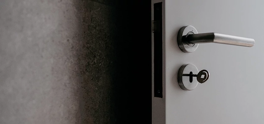 Front Door Handle Repair And Installation in Belleville, IL